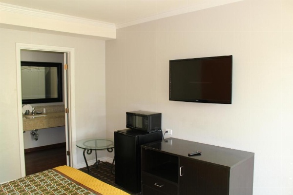 LYFE INN & SUITES by AGA - LAX Airport image 18